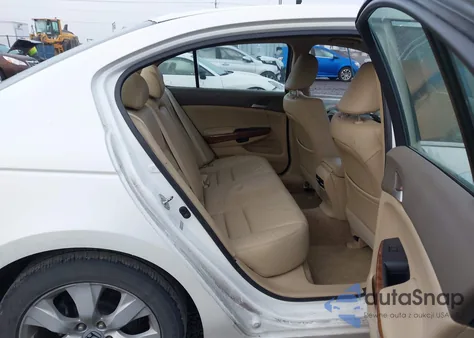 2010 Honda Accord 3.5 Ex-L z USA, uszkodzony, nr VIN 1HGCP3F82AA007438